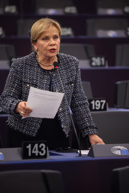 Photo 24: EP Plenary session - Preparation of the European Council meeting of 18-19 December 2025