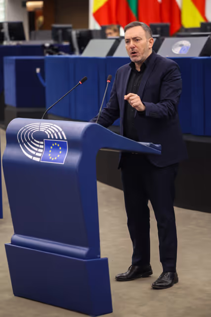 Photo 18: EP Plenary session - Preparation of the European Council meeting of 18-19 December 2025