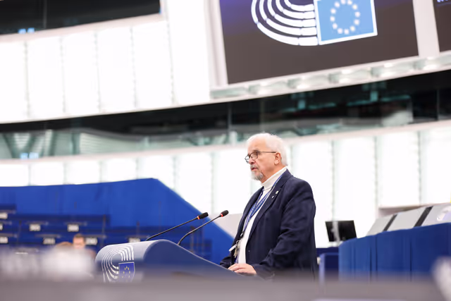 Photo 8: EP Plenary session - Preparation of the European Council meeting of 18-19 December 2025