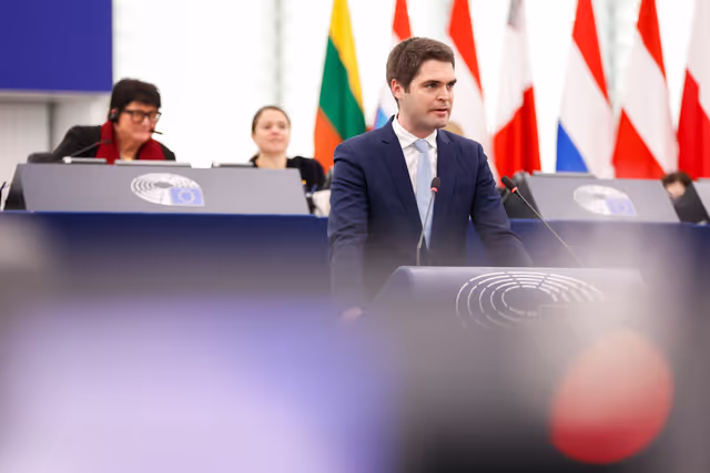 Photo 6: EP Plenary session - Preparation of the European Council meeting of 18-19 December 2025