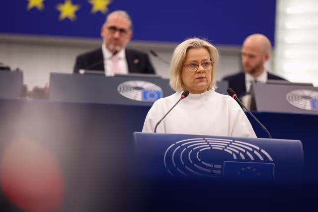 Photo 23: EP Plenary session - Preparation of the European Council meeting of 18-19 December 2025