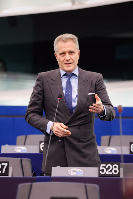 Photo 24: EP Plenary session - Preparation of the European Council meeting of 18-19 December 2025