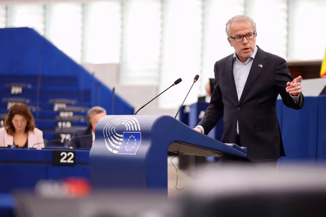 Photo 20: EP Plenary session - Preparation of the European Council meeting of 18-19 December 2025