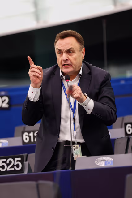 Photo 13: EP Plenary session - Preparation of the European Council meeting of 18-19 December 2025