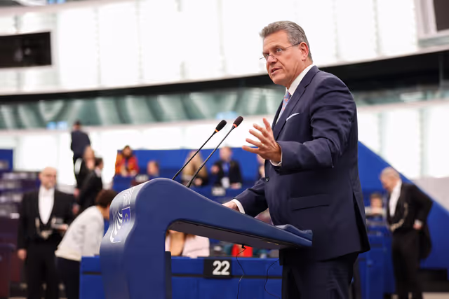 Photo 5: EP Plenary session - Preparation of the European Council meeting of 18-19 December 2025