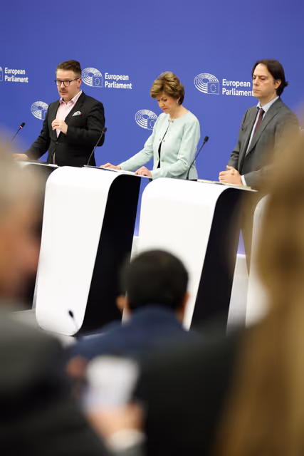 Foto 7: Press conference on on the phasing-out of Russian gas in the EU