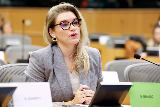 Fotografia 16: HOUS - Exchange of views with Dan Jørgensen, Commissioner for Energy and Housing on the Affordable Housing Plan of the European Commission.