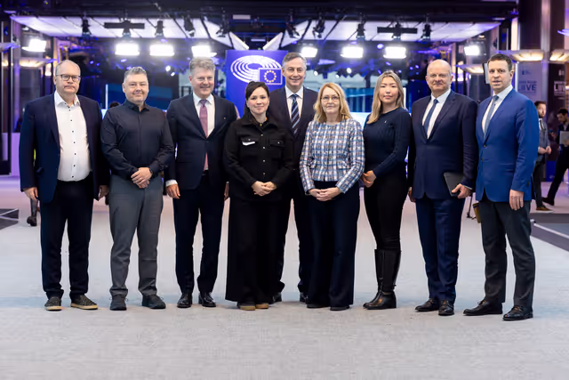 DEEA delegation meets with a delegation of Greenlandic MPs