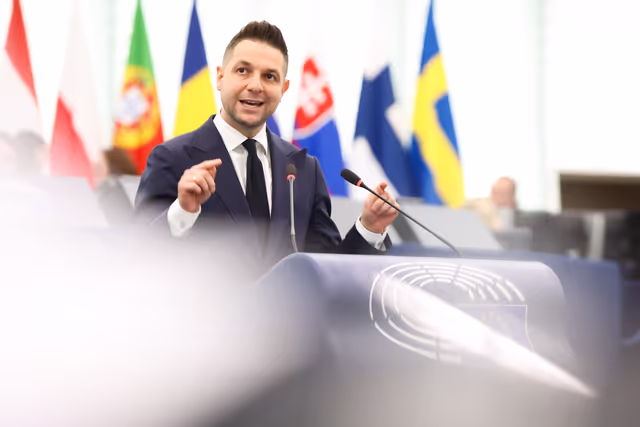 Foto 10: EP Plenary session - Motion of censure on the European Commission