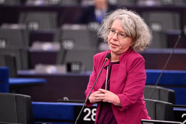 Nuotrauka 2: EP Plenary session - Tackling AI deepfakes and sexual exploitation on social media by making full use of the EU’s digital rules