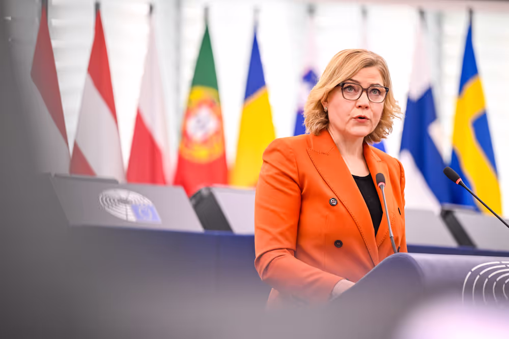 EP Plenary session - Tackling AI deepfakes and sexual exploitation on social media by making full use of the EU’s digital rules