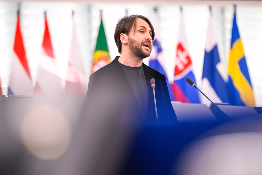 EP Plenary session - Tackling AI deepfakes and sexual exploitation on social media by making full use of the EU’s digital rules