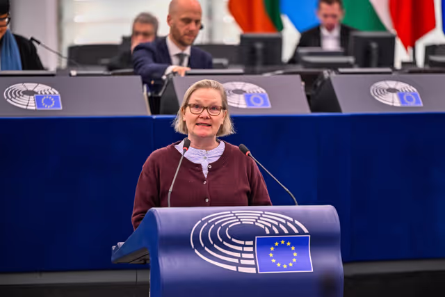 Nuotrauka 34: EP Plenary session - Tackling AI deepfakes and sexual exploitation on social media by making full use of the EU’s digital rules