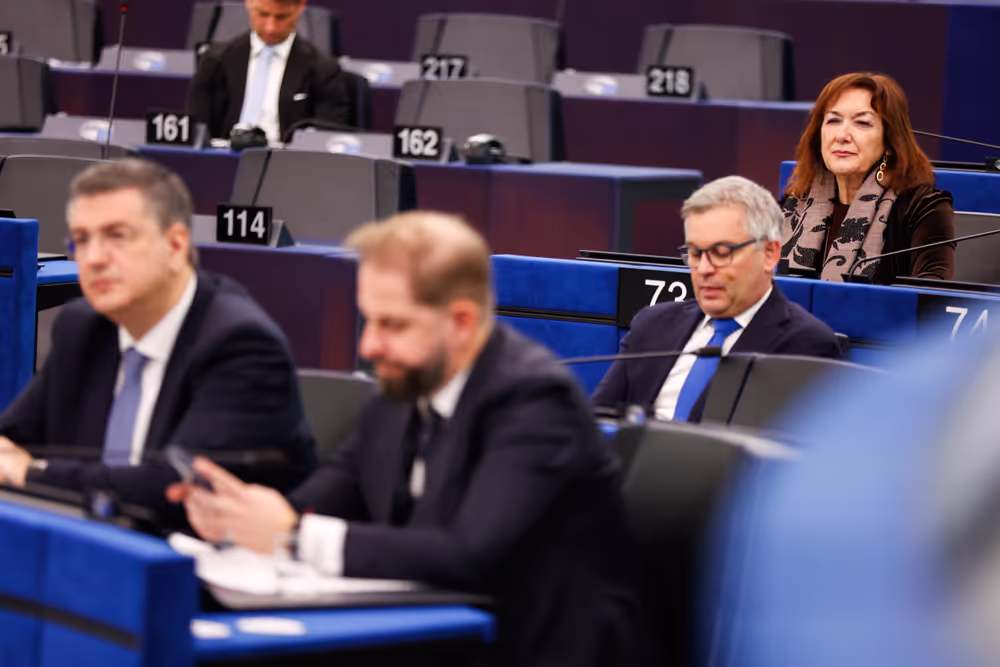 Groenlandia: l’UE chiede una risposta unita alle pressioni statunitensi