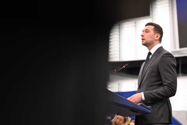 Fotografia 22: EP Plenary session - Brutal repression against protesters in Iran