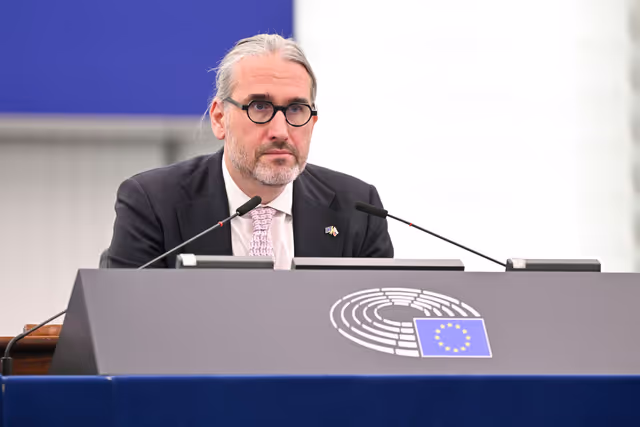 Fotografia 15: EP Plenary session - Brutal repression against protesters in Iran