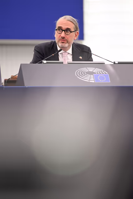 Fotografia 14: EP Plenary session - Brutal repression against protesters in Iran