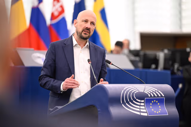 Fotografia 12: EP Plenary session - Brutal repression against protesters in Iran