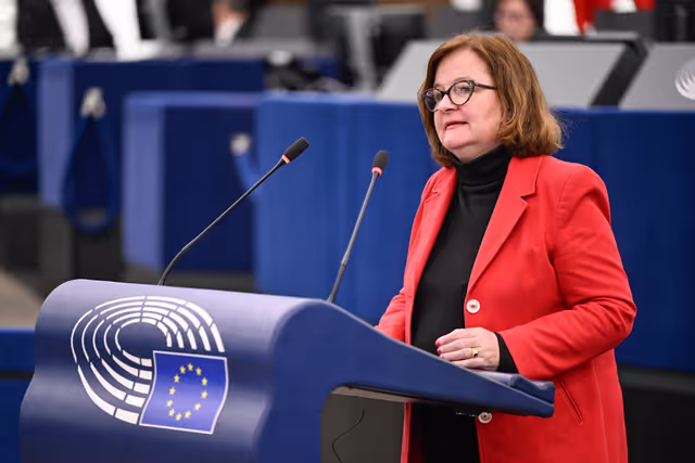 Fotografia 46: EP Plenary session - Brutal repression against protesters in Iran