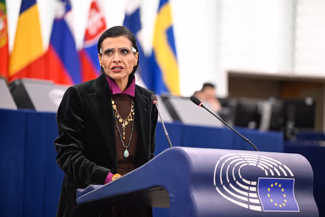 Fotografia 21: EP Plenary session - Brutal repression against protesters in Iran