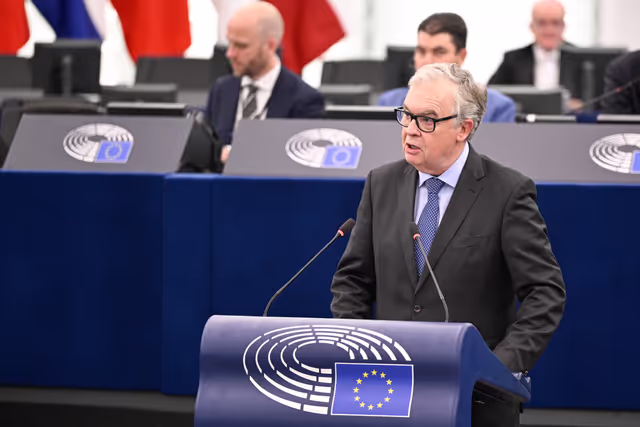 Fotografia 18: EP Plenary session - Brutal repression against protesters in Iran