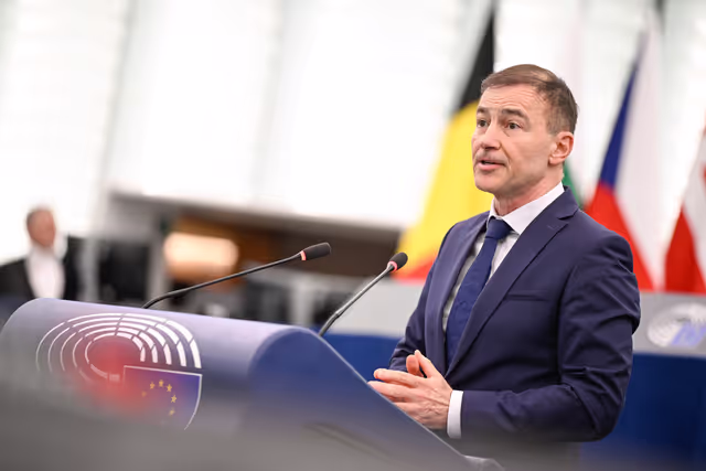 Fotografia 10: EP Plenary session - Brutal repression against protesters in Iran