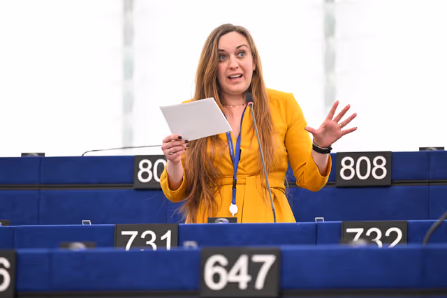 Fotografia 3: EP Plenary session - Brutal repression against protesters in Iran