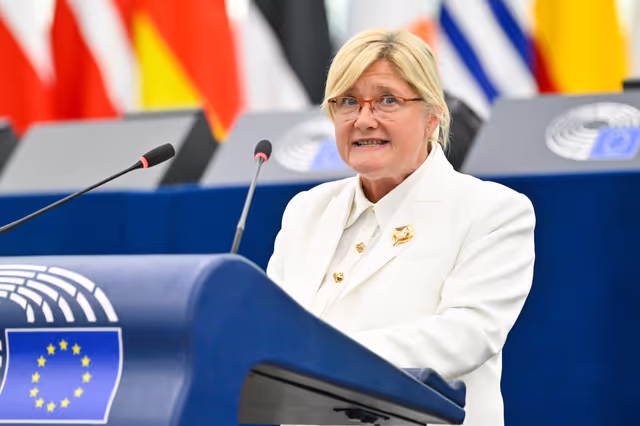 Photo 23 : EP Plenary session - Pending approval of the Hungarian national plan for Security Action for Europe (SAFE) funding