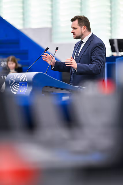 Foto 45: EP Plenary session - Restoring control of migration: returns, visa policy and third-country cooperation