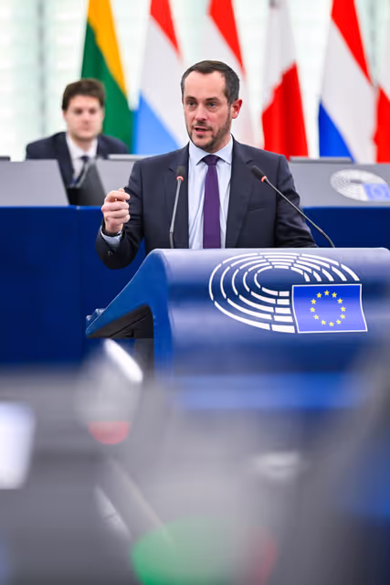 Foto 44: EP Plenary session - Restoring control of migration: returns, visa policy and third-country cooperation