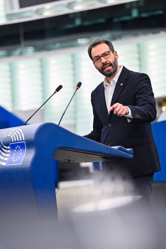 EP Plenary session - Restoring control of migration: returns, visa policy and third-country cooperation