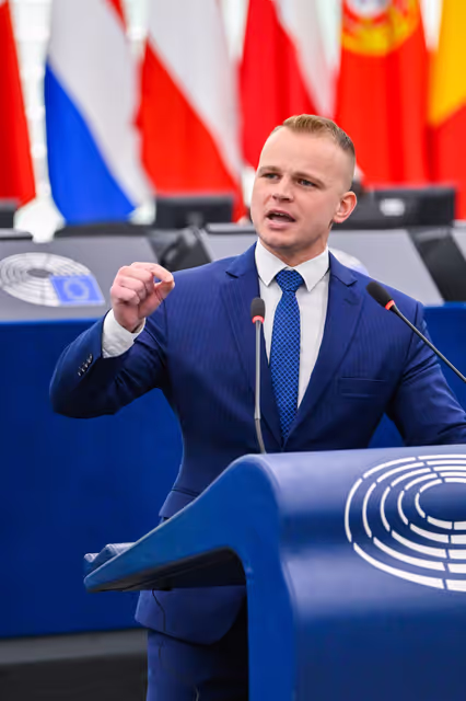 Foto 34: EP Plenary session - Restoring control of migration: returns, visa policy and third-country cooperation