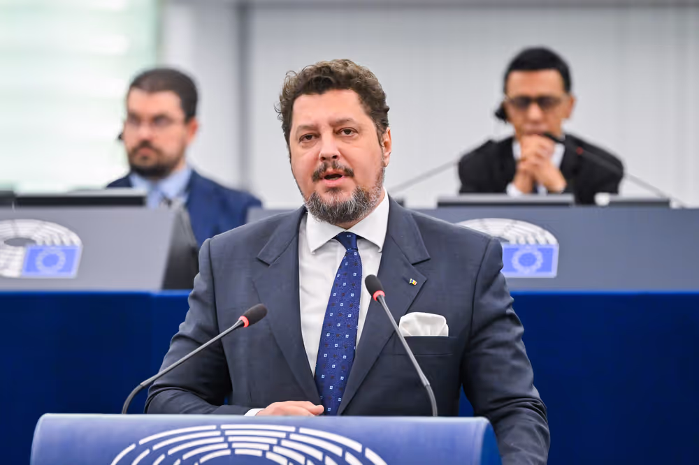 EP Plenary session - Restoring control of migration: returns, visa policy and third-country cooperation