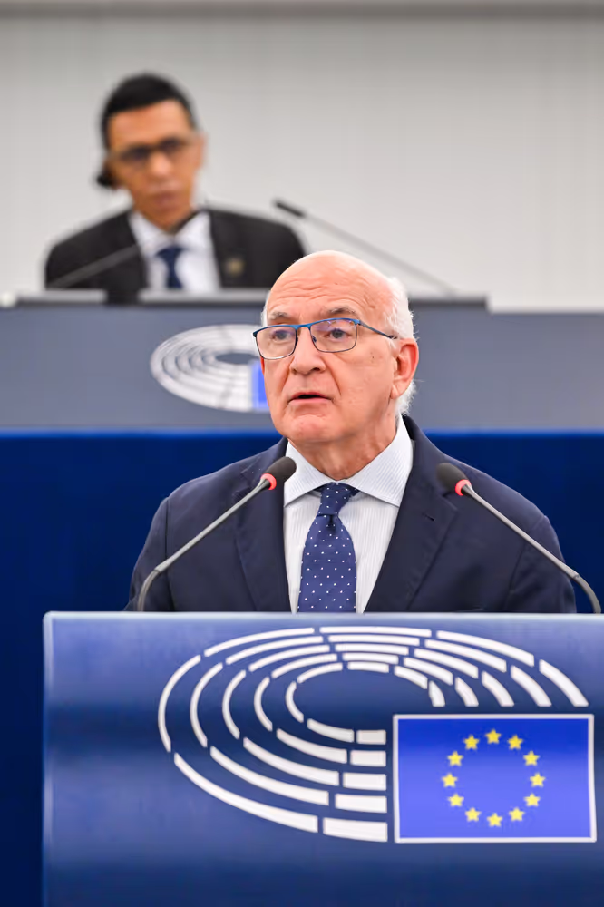 EP Plenary session - Restoring control of migration: returns, visa policy and third-country cooperation