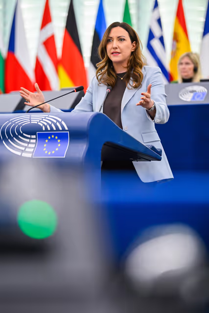 Foto 10: EP Plenary session - Restoring control of migration: returns, visa policy and third-country cooperation