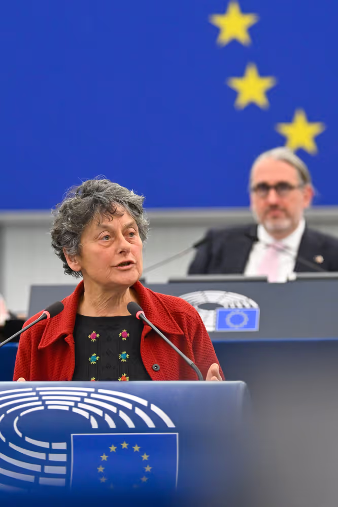 EP Plenary session - Restoring control of migration: returns, visa policy and third-country cooperation