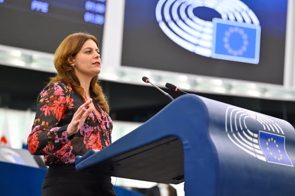 EP Plenary session - Restoring control of migration: returns, visa policy and third-country cooperation