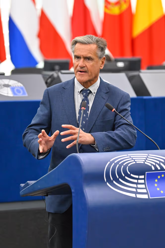 EP Plenary session - Restoring control of migration: returns, visa policy and third-country cooperation