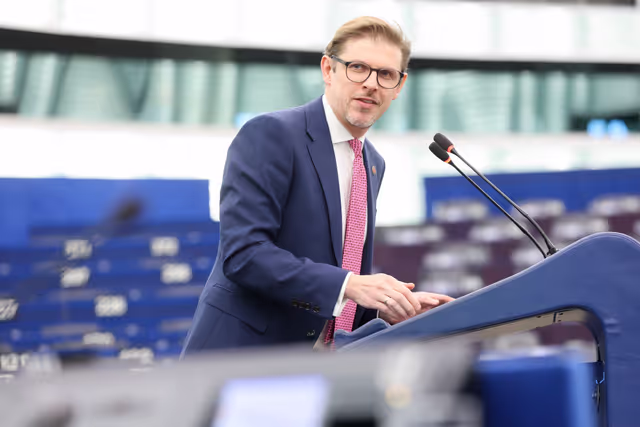 Valokuva 34: EP Plenary session - Presentation of the Digital Networks Act