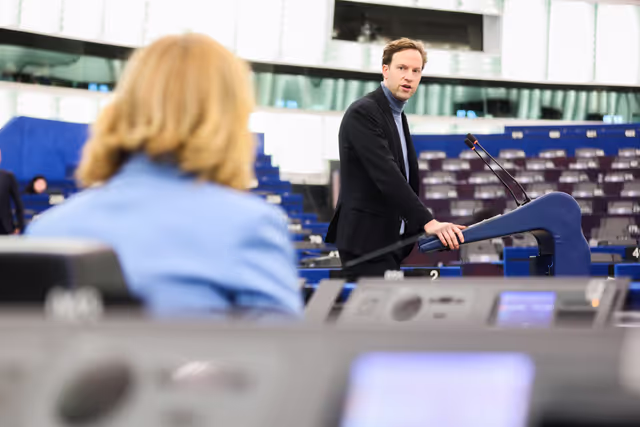 Valokuva 47: EP Plenary session - Presentation of the Digital Networks Act