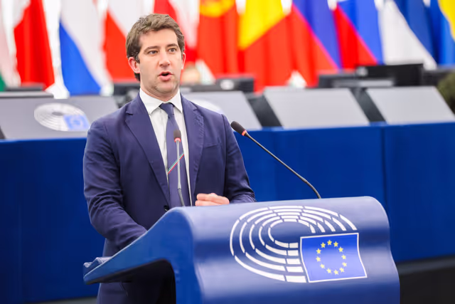 Valokuva 17: EP Plenary session - Presentation of the Digital Networks Act