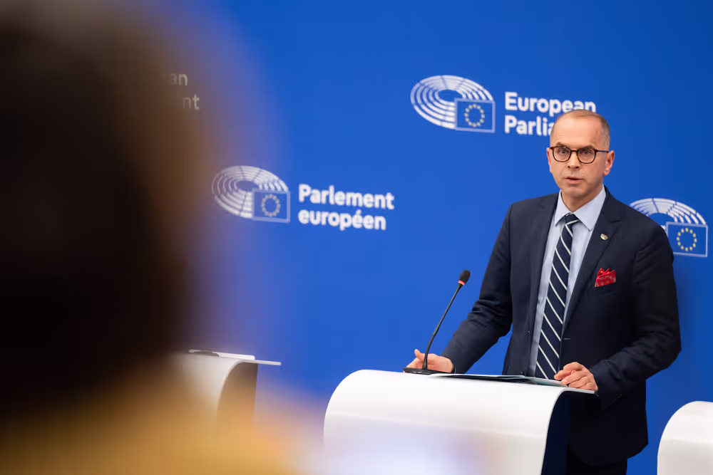 Press conference on the report on EU-US political relations