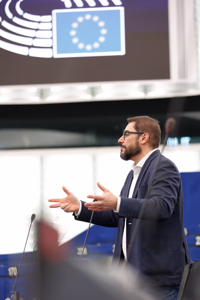 EP Plenary session - A new action plan to implement the European Pillar of Social Rights (EPSR)