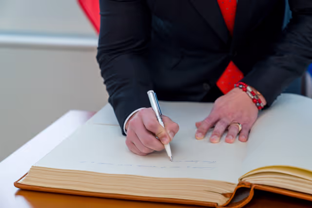 Foto 4: Roberta METSOLA, EP President meets with Daniel NOBOA, President of Ecuador