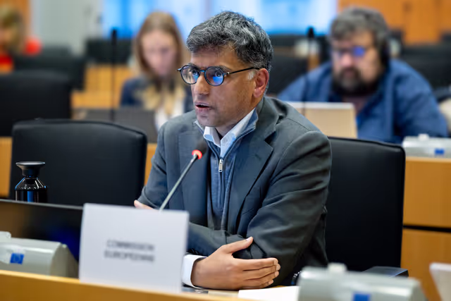 Photo 36: IMCO - Protecting minors from sexualised AI content on TikTok and X/Grok: Implications under the DSA