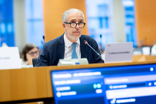 Photo 24: IMCO - Protecting minors from sexualised AI content on TikTok and X/Grok: Implications under the DSA