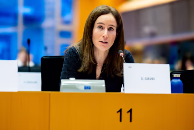 Photo 12: IMCO - Protecting minors from sexualised AI content on TikTok and X/Grok: Implications under the DSA