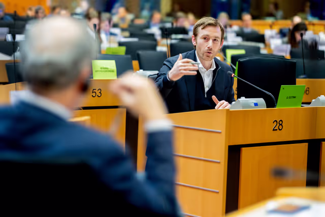 Photo 4: IMCO - Protecting minors from sexualised AI content on TikTok and X/Grok: Implications under the DSA