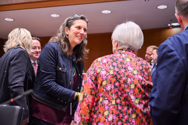 Photo 17: EP Plenary session - International Holocaust Remembrance Day