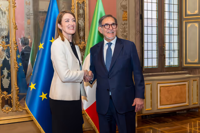 Foto 5: Official visit by Roberta METSOLA, EP President to Rome (Italy) - Meeting with Ignazio LA RUSSA, President of the Italian Senate